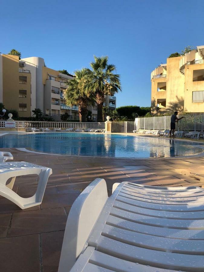 Front Beach Luxury Near Nice Airport كانيو سور مير المظهر الخارجي الصورة